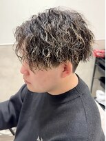 リ メイロ(Re.Meiro)&nbsp;センターパートツイストスパイラル