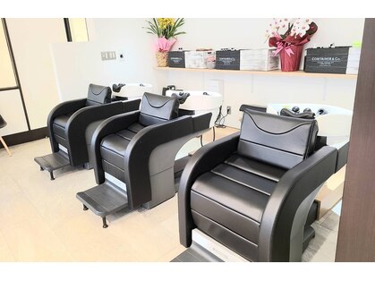 マーサヘアデザイン 安曇野店(Martha)の写真