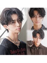 カライング(ing)&nbsp;スーツ短髪ツーブロック束感モテる黒髪シークレットパーマ流行