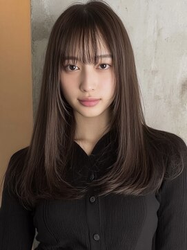 エミイ 鎌倉(eMii.) ロングストレートヘア