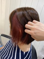 カルフール ロコ 草加西口店(Carrefour LOCO)&nbsp;インナーカラー・深みレッド・コントラスト・アクセントカラー