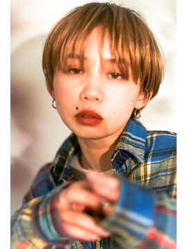 テトヘアー(teto hair) マッシュショート、ブロンド、マニッシュショート