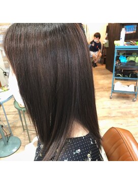 ハウオリ ヘアーワークス(Hauoli hair works) ツヤツヤ収まりトリートメント