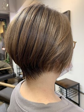 コレット ヘアー 大通(Colette hair) グレイ活かしハイライト×ショート