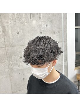 メルシー トータル ブランディング サロン(merci TOTAL BRANDING SALON) 波打ちツイストスパイラル 横浜メンズカット メンズパーマ
