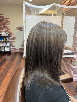 ヘアデザイン アーティーズ(Hair design Artyz) ハイライトカラー