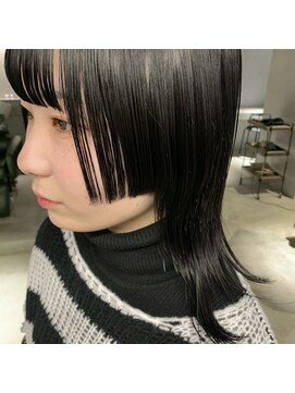 リール(rire) wolf cut