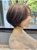 顔まわりがおしゃれ！似合わせショートボブ　グレーベージュ