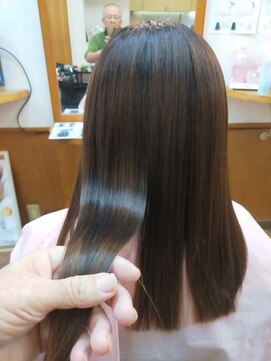 カット クラブ ブリーズ(CUT CLUB BREEZE) 縮毛矯正スタイル