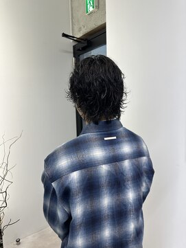 クーラアオヤマ(Cura Aoyama) メンズ伸ばしかけニュアンスパーマ