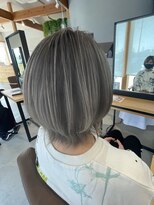 シー(See.)&nbsp;ホワイトブリーチオンベージュ