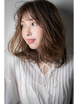 カバーヘア ブリス 志木南口駅前店(COVER HAIR bliss) グレーベージュニュアンスパーマ抜け感ミディアムv志木30代40代