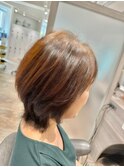 大人可愛い艶髪秋色カラー栗色くびれウルフミディアムレイヤー