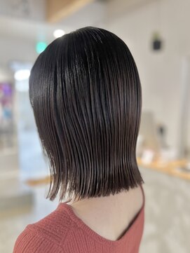 オンフリーク(ON.fleek) 外はねボブ