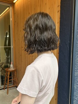 オアシス(oasis) 【oasisオグラ】切りっぱなしゆるウェーブボブ波巻パーマ