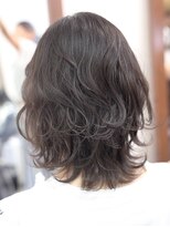 ヘアスタジオ クー(Hair Studio XYY) グレージュ 波巻き 波ウェーブ