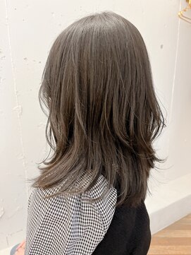 ハチジュウイチプラスワン 神楽坂(81+1) やわらかミディアムレイヤー