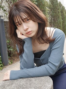 アンリ(Anli) 【Anli☆岩瀬萌】チェリーブラウン くびれミディ 韓国風ヘア