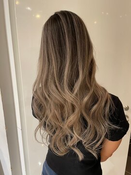 アンブルリュクス 中野(amble luxe) 髪質改善/インナーカラー/ショート/前髪カット/ブリーチ/吉祥寺