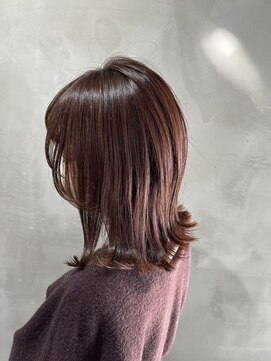 リンダイーロ(Linda Hiro) 【札幌円山】イルミナカラー/アンバーブラウン/フェイスレイヤー