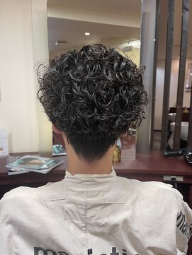 クアドエム(QUADE+m) プードルパーマ