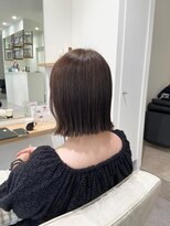 ブランシュ 南行徳店(BLANCHE)&nbsp;切りっぱなしボブ/透明感カラー/イヤリングカラー