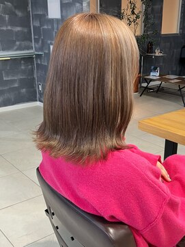 ラウル(Laulu) ホワイトグレージュ/デジタルパーマ/チェリーブラウン/佐倉