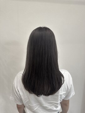 アン アオヤマ(Ann AOYAMA) グレージュカラー／ハイトーンカラー