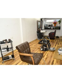 【第一印象は清潔感から】デキる男の身だしなみ◎カット＋眉カットで好感度UPの爽やかビジネスヘアへ。