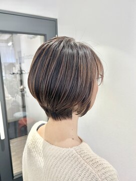 リュネッツ(lunettes) ショートボブ