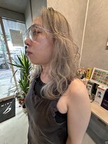 キュウヨンロク 高円寺(946)&nbsp;ホワイトシルバーグレージュ × レイヤーミディ