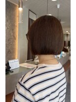 アース コアフュールボーテ 北小金店(EARTH coiffure beaute) 大人の切りっぱなしショートボブ