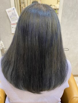 ヘアーサロン キー(Key) ブルーグラデーションブルー、ブルーブラック