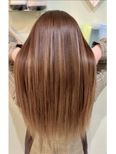 シェリーナ(CHERIENA.) ハイライトグラデーション【balayage】