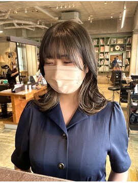 コレット(COLETTE) 【お洒落◎】ミディアムヘア×インナーカラー