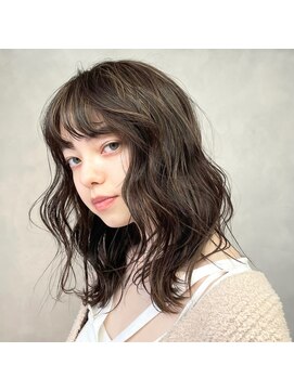 ソワ 錦糸町(soi) ハイライト_ グレーベージュレイヤーロング前髪パーマ