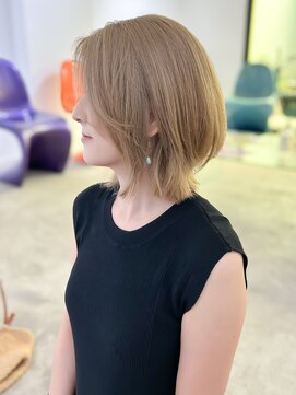 シェリー(Cherie) くびれボブ×ベージュカラー