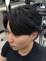 オーバル バイ アピッシュ(OVARL by apish)&nbsp;パーマ落とし/フェザーパーマ/センターパート