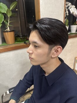 カットマスター(CUTMASTER)の写真/ニューヨークストリート風の店内★その日の気分にあった音楽で心を癒しながら極上な時間を過ごせる♪