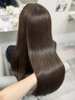 アール 横浜(R)&nbsp;【MOMO】ワンカラーでマロンブラウン/髪質改善トリートメント