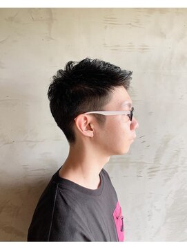 アトリエ ジェイディ(AtelierJ.D.) さわやか刈り上げショート