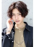 メンズミディアム 前下がりセンターパートマッシュ スパイラル