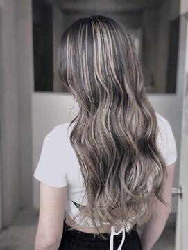 エイト 恵比寿店(EIGHT ebisu) tomi-124　バレイヤージュカラー！