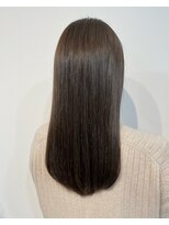 テム(TeM)&nbsp;透明感のある◇オリーブアッシュ