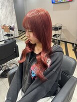 ラピス 大阪アメ村店(Lapis) 若者に人気レッドカラー