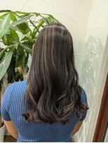アン(Hair make un)&nbsp;ハイライト/海外のお客様