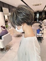 ステア ケース(stair case)&nbsp;大人クール地毛ハイライトグレージュハンサムショート