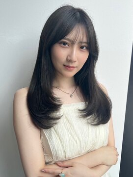 ユーフォリア 銀座(Euphoria) 顔周りカット　こなれ感　透明感　ベージュ　20代30代　艶感