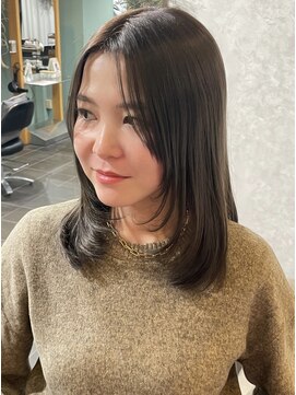 トリコ ショップアンドヘアサロン(tricot shop hair salon) ぷつっとカット フェイスレイヤー グレージュブラウン