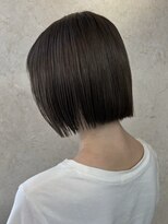 ビスクヘアデザイン(bisq hair design)&nbsp;ボブ　ミルクティーベージュ　艶髪　髪質改善カラー　ショート